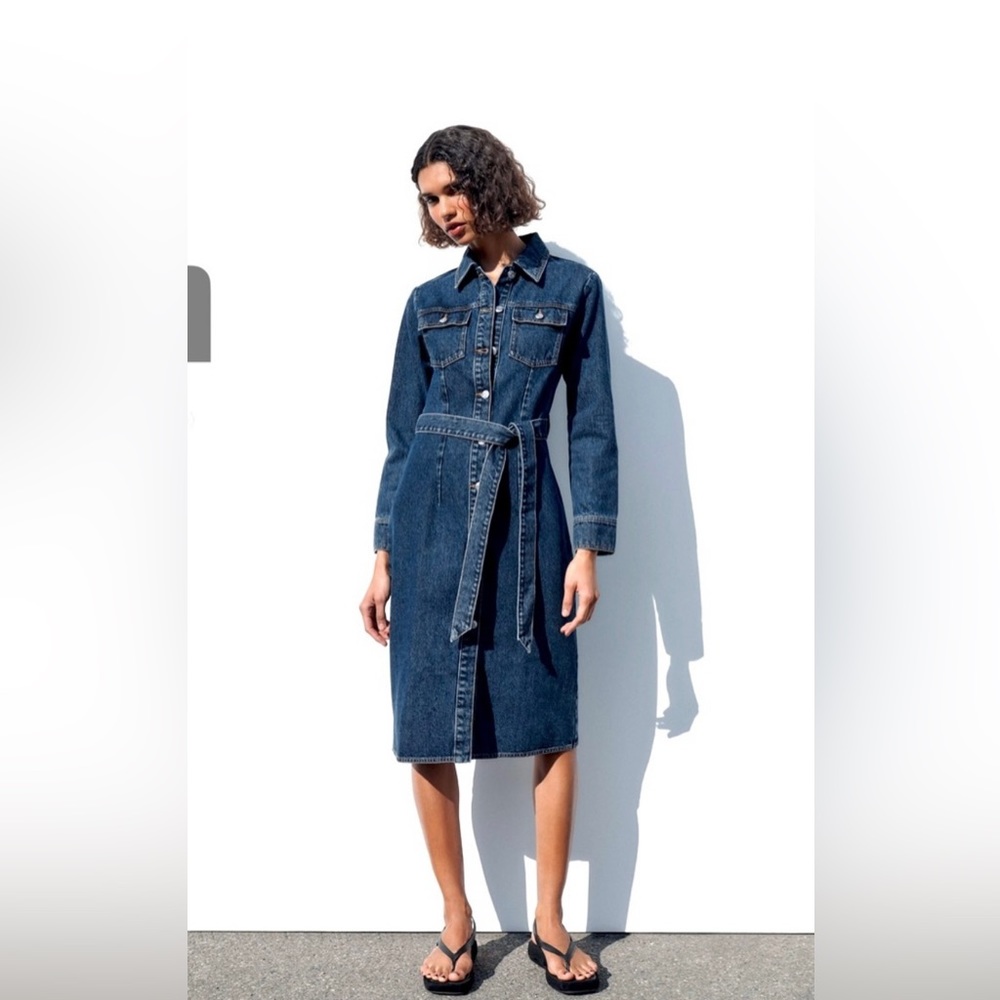 Zara brand new never worn denim midi dress long sleeve with belt